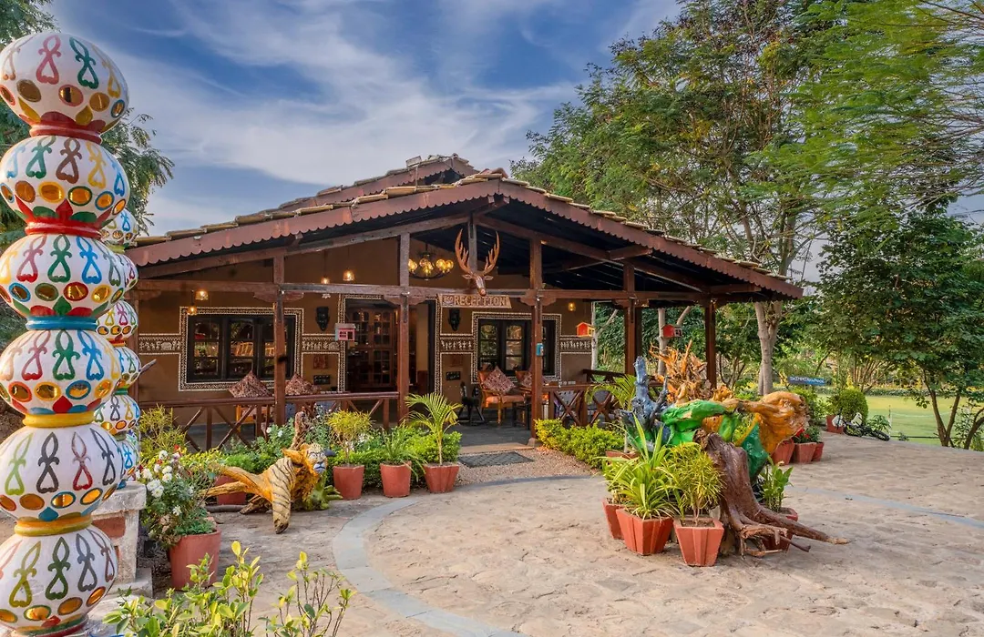 Pachmarhi Ecotel Resort By Vanyum-1