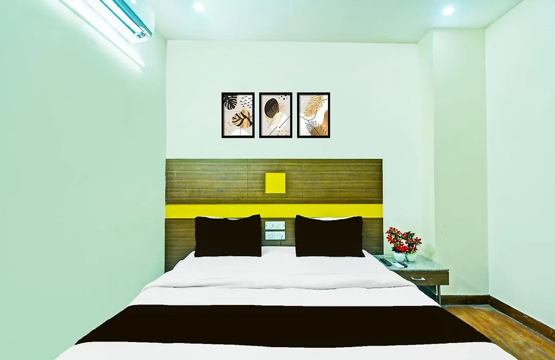 Super Townhouse Amrapali Circle Formerly Hotel Aqua-1