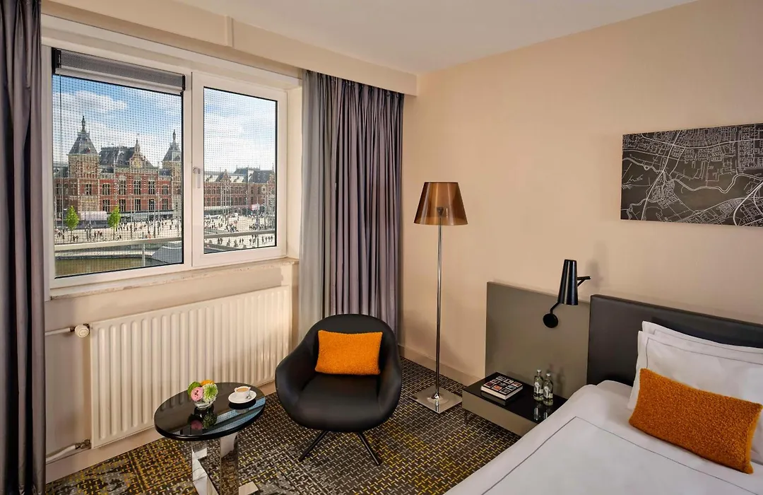Park Plaza Victoria Amsterdam-1