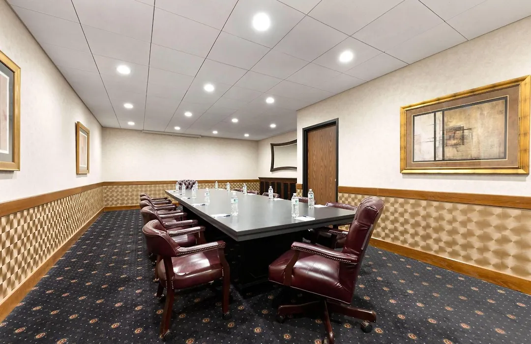 Wyndham Riverfront Hotel-1