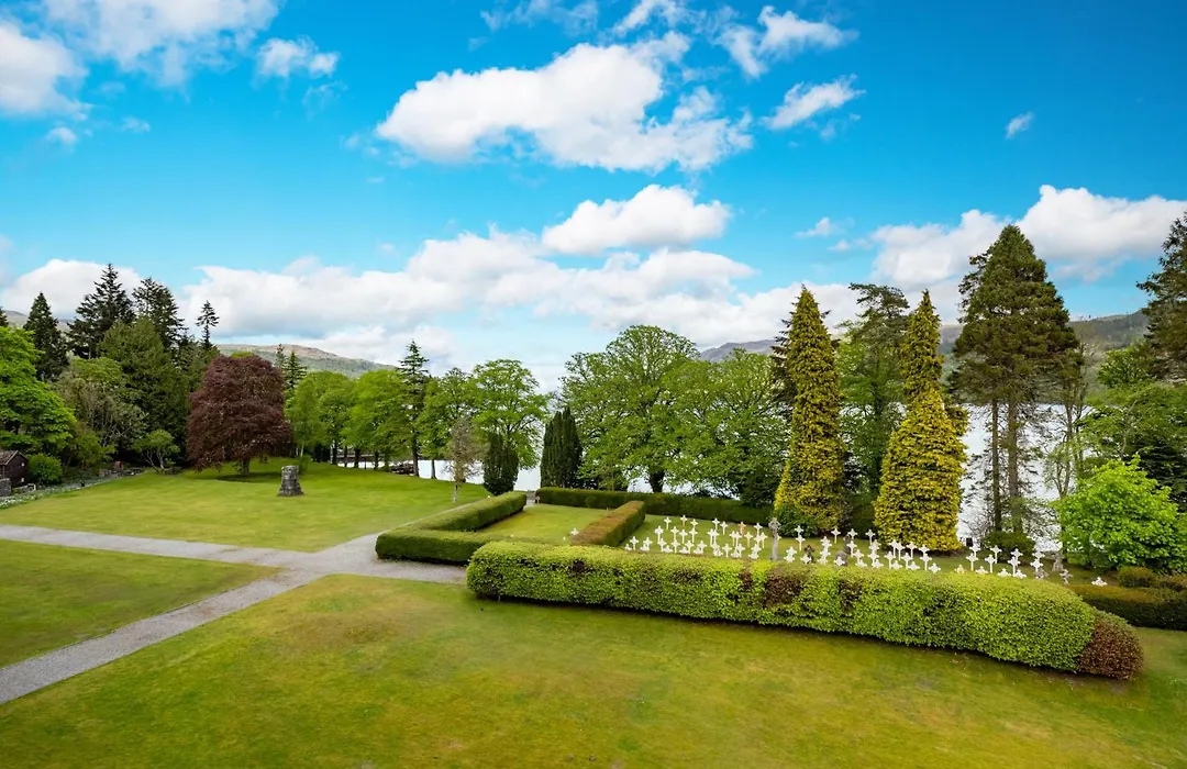 The Highland Club-1