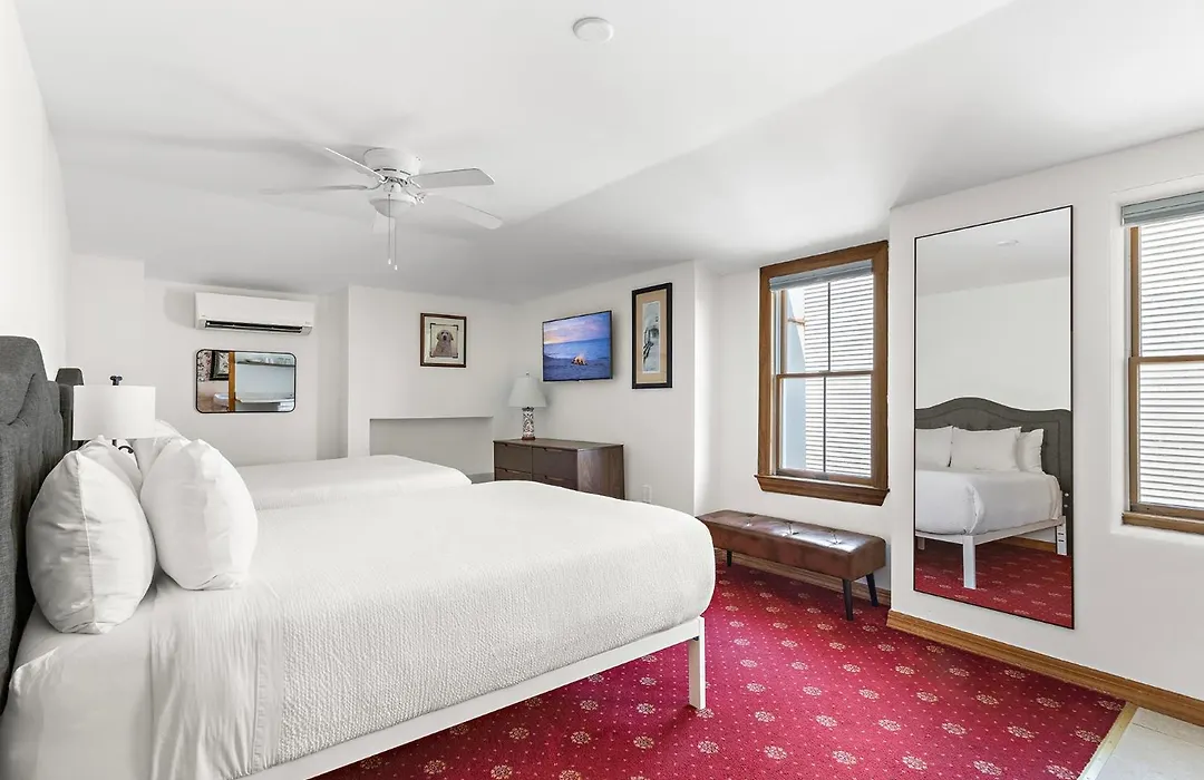 Majestic Hotel-1