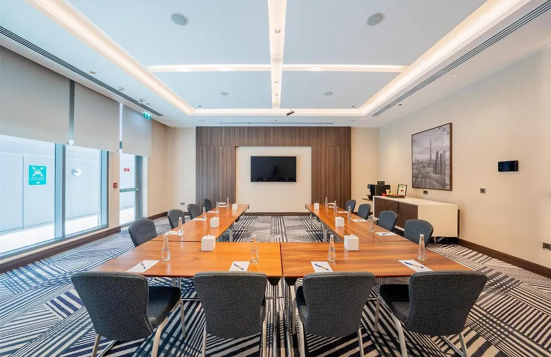 Hampton By Hilton Dubai Airport-1