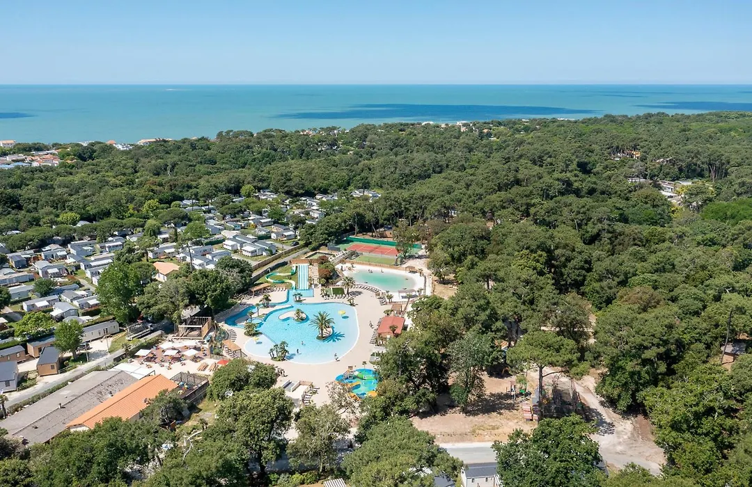 Camping Saint-Palais-Sur-Mer-1