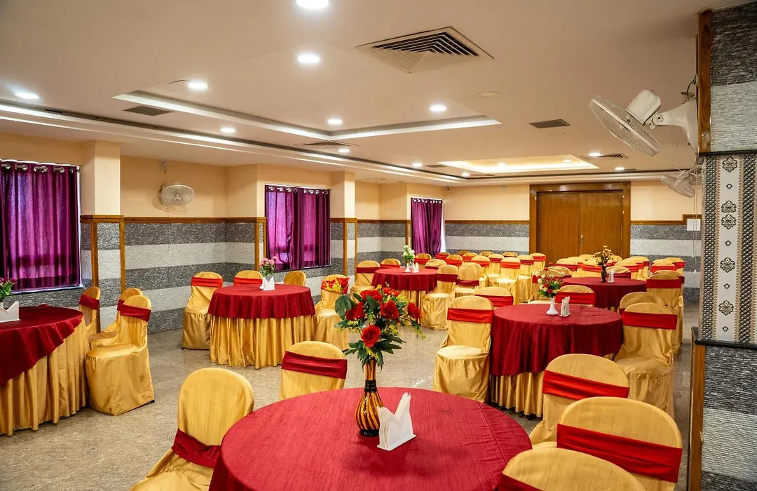 Hotel Amrapali Classic-1