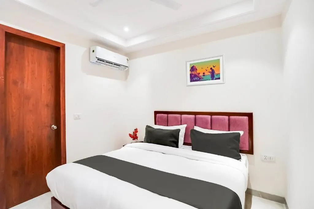 Hotel Ivory By Kdson-1