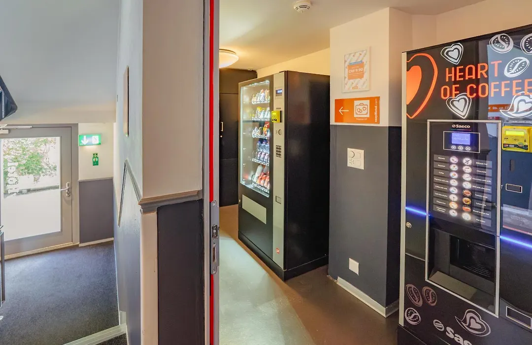 Easyhotel Zuerich City Centre-1