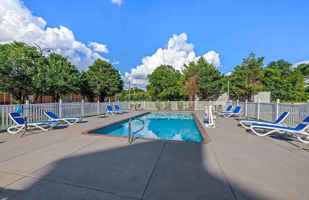Comfort Inn & Suites River City Decatur-1