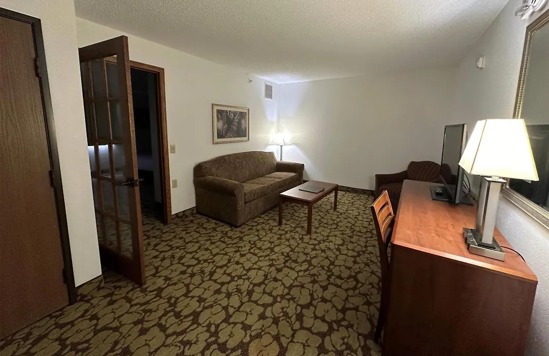Americinn Lodge & Suites Of Appleton-1
