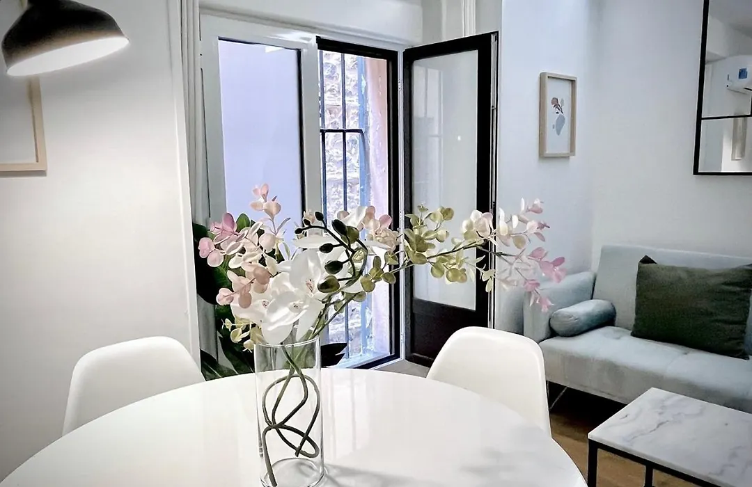 Dplace To Be - Exclusive Apartments In Historic Center-1