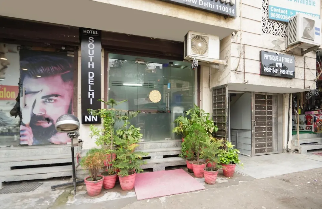 Hotel South Delhi Inn Just 10 Minute Away Form Nizamuddin Railway Station-1