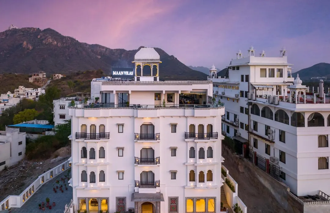 Maan Vilas Swimming Pool Boutique Hotel In Udaipur-1