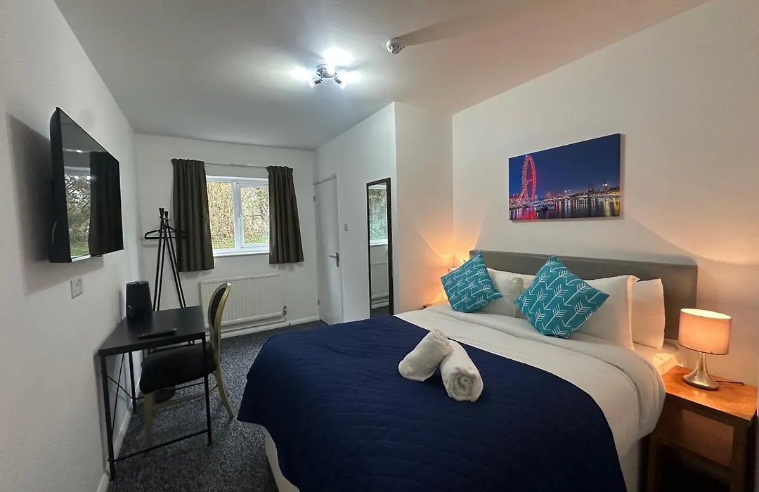 Henley Lodge-1