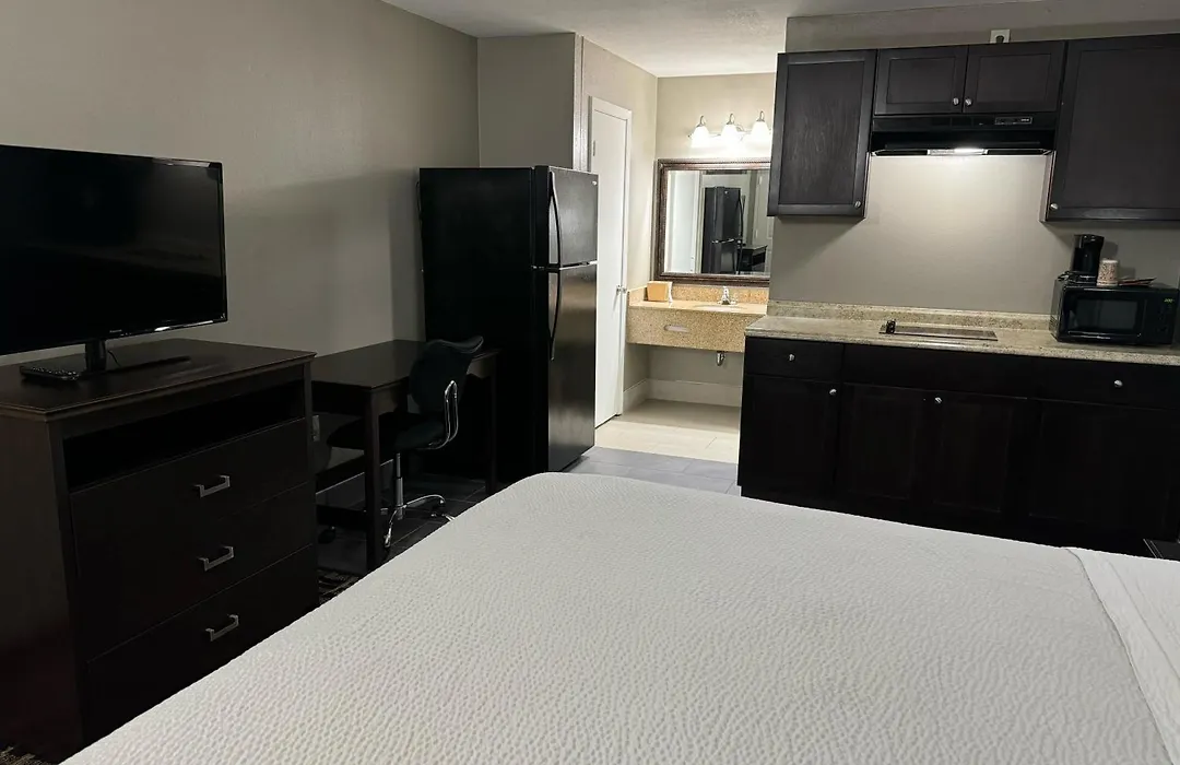 Homegate Inn And Suites-1