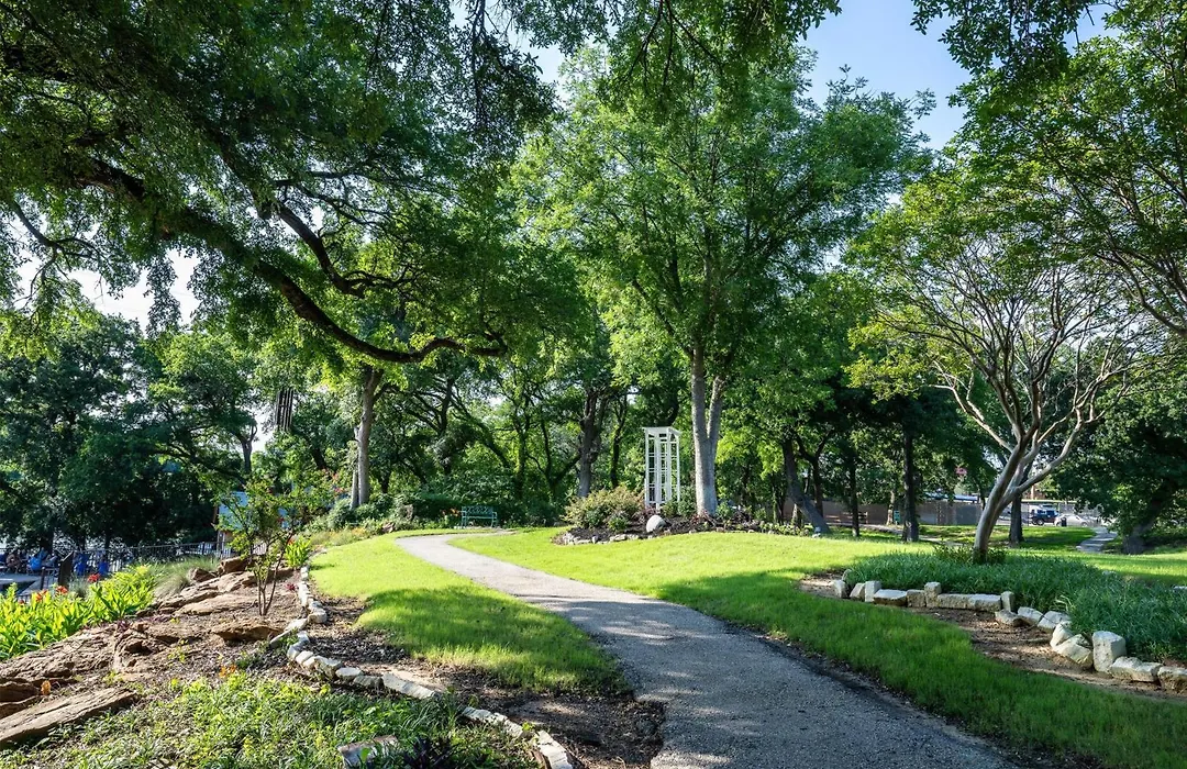 Hilton Dfw Lakes Executive Conference Center-1