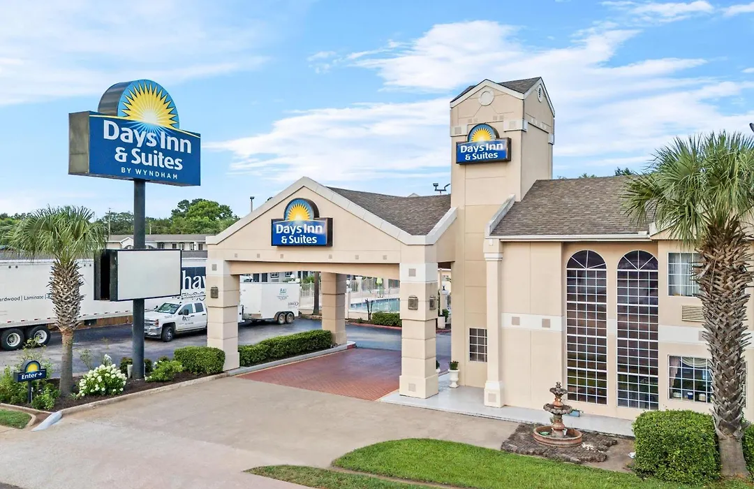 Days Inn By Wyndham Nacogdoches/Sfa University/Downtown-1