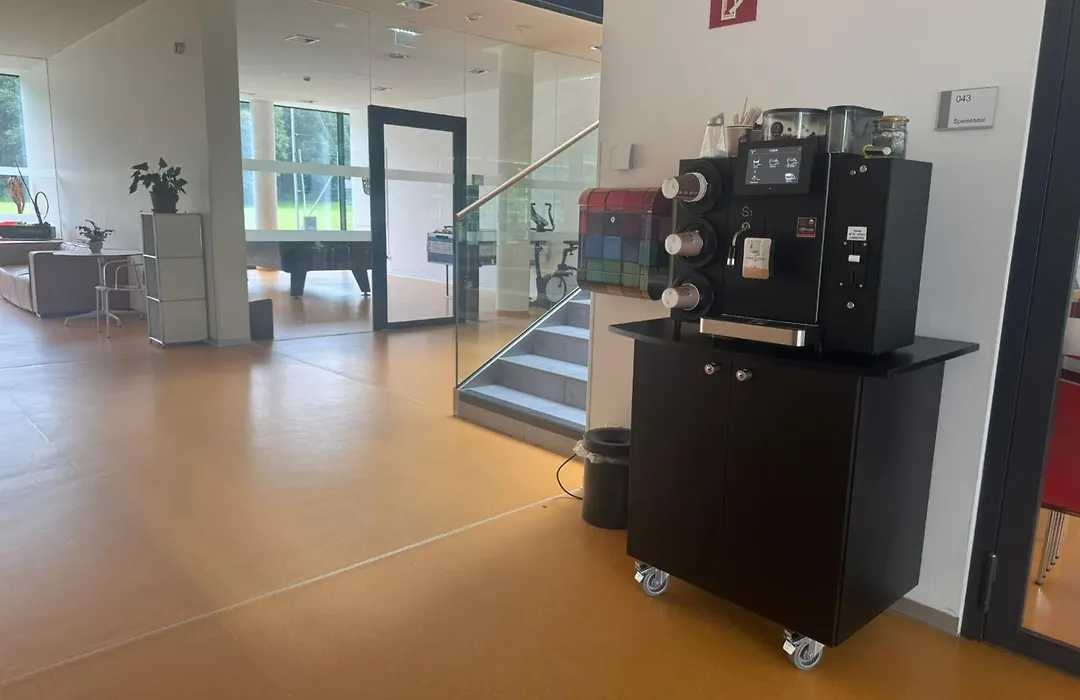 Alm 34 mit 24 Stunden Self Check in-1