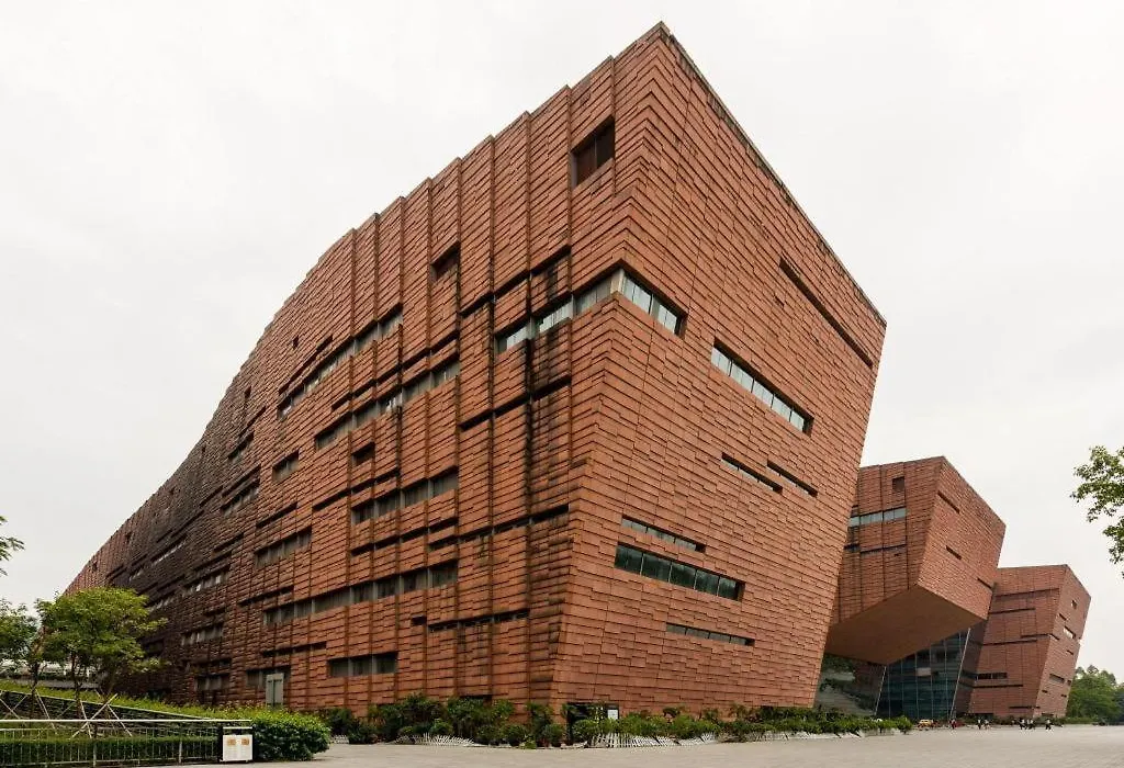 Guangzhou Baiyun International Convention Center Ln Dongfang Hotel-1