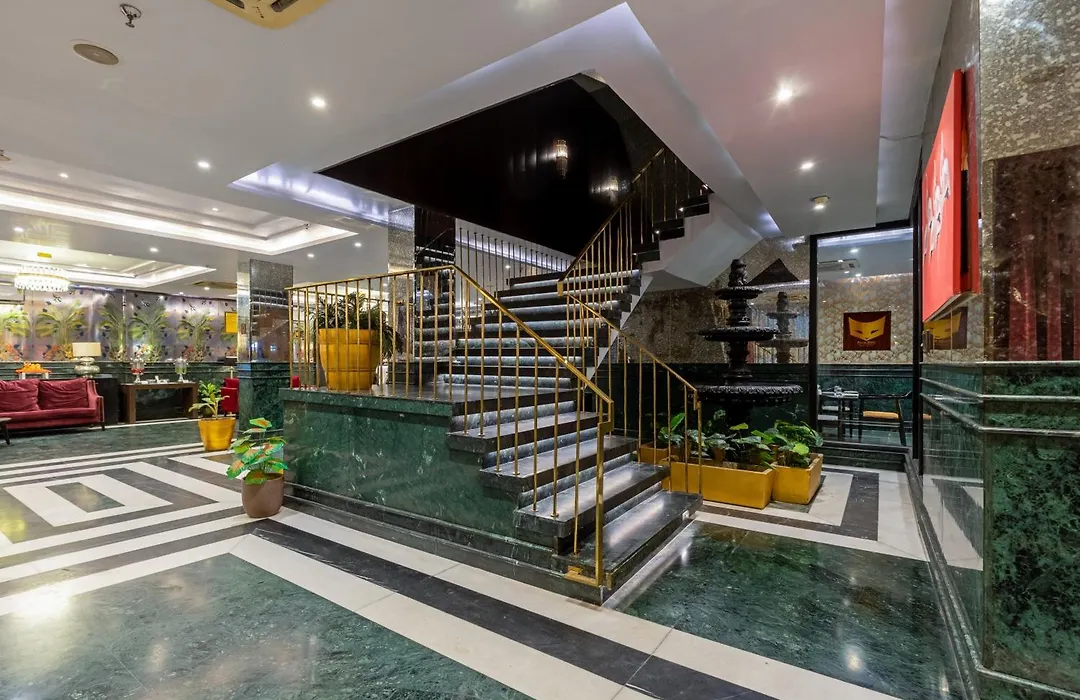 Foxoso Hotel Delhi Airport-1