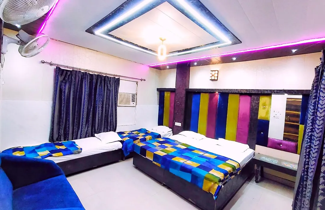 Revoli Inn Hotel Just 5 Min From Golden Temple-1