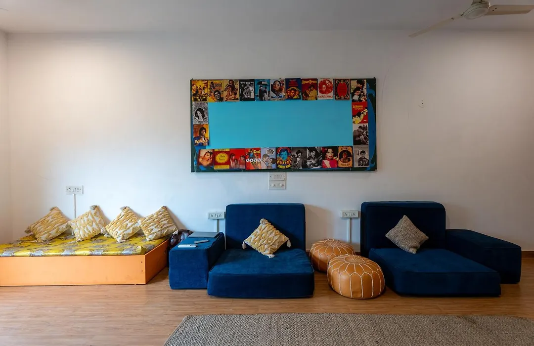 Whiite Panda - Backpacker Hostel In Delhi Greater Kailash-1