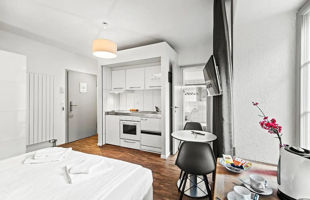 Hine Adon Fribourg City Hotel Self Checkin-1