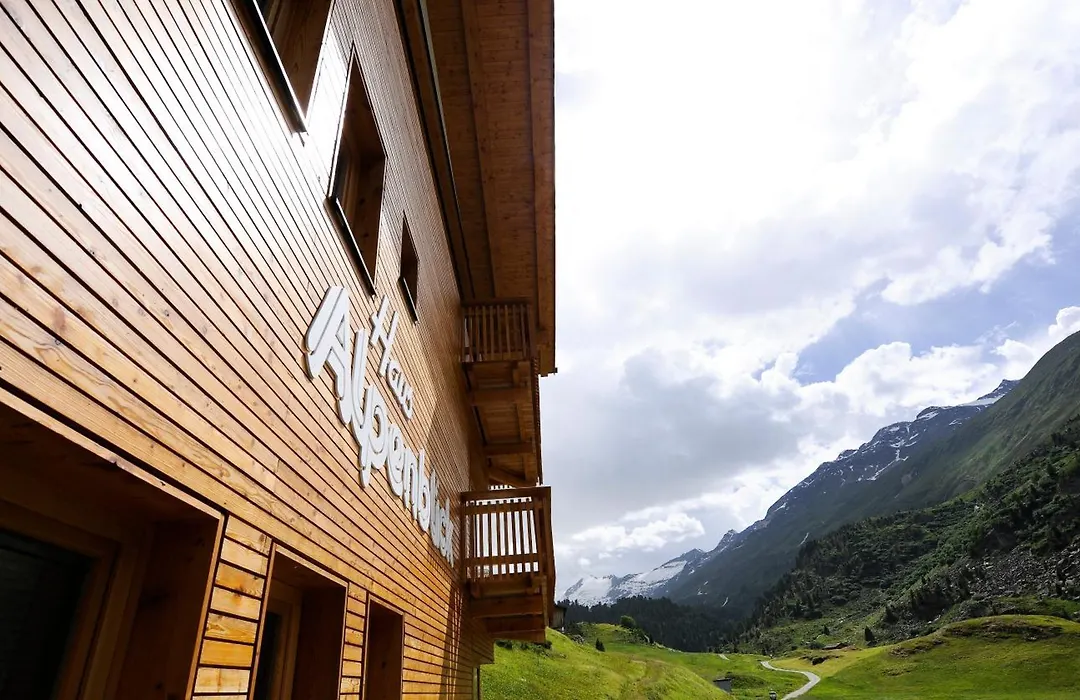 Haus Alpenblick-1