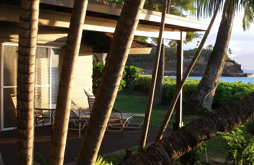 Royal Lahaina Resort & Bungalows-1