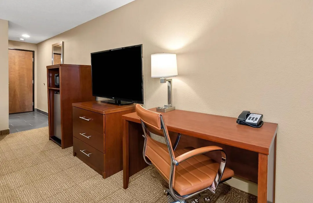 Comfort Inn & Suites Beaverton - Portland West-1