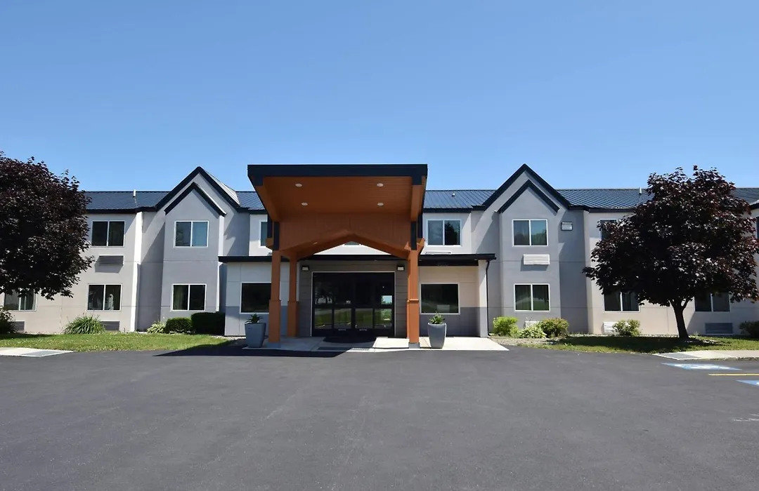 Quality Inn & Suites Watertown Fort Drum-1