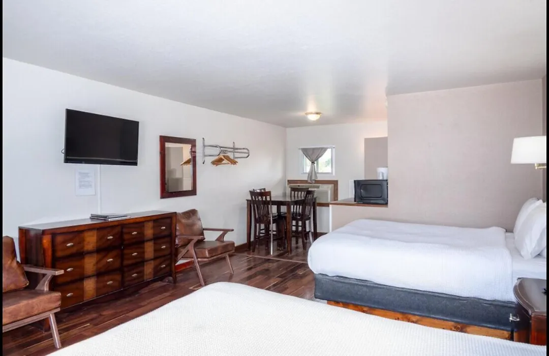 Sandman Motel-1