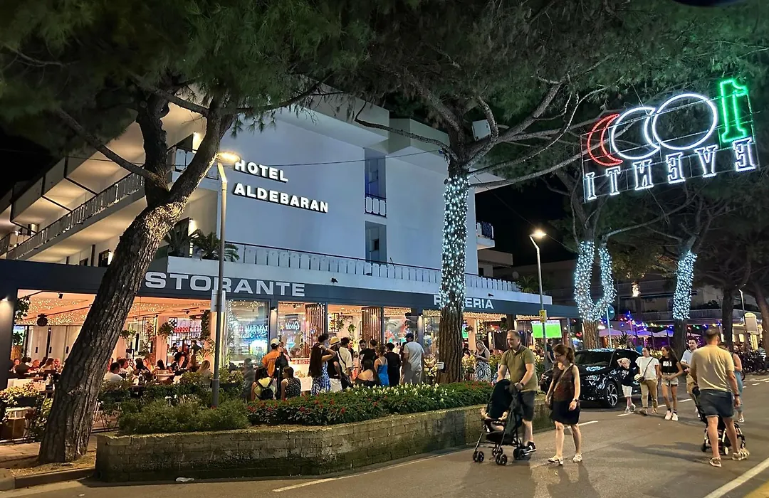 Hotel Aldebaran & Restaurant-1
