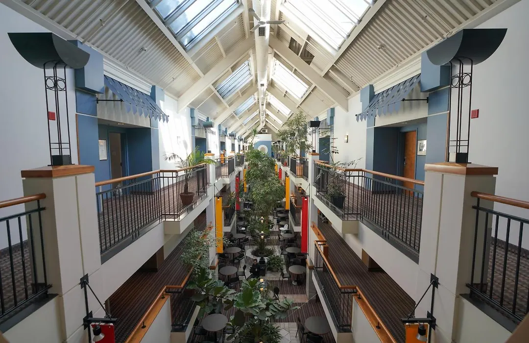 Hotel Lindbergh Par Jaro-1