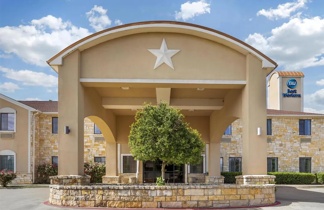 Best Western Mineola Inn-1
