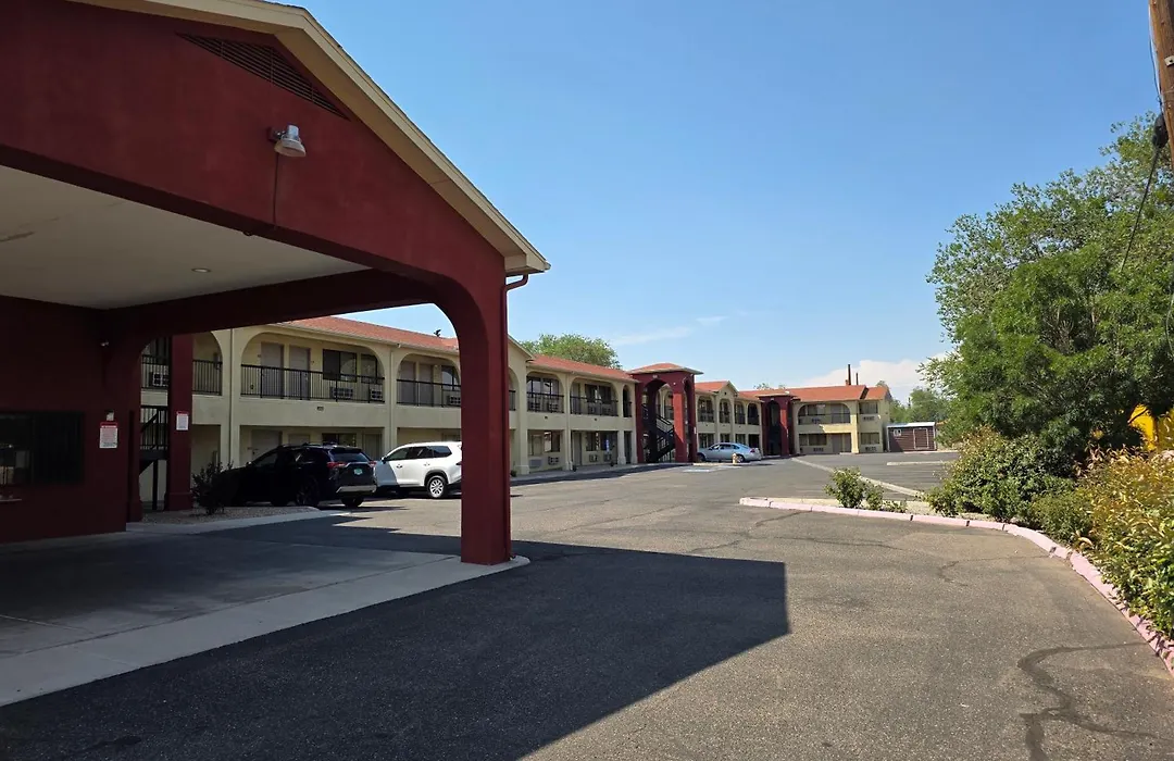 American Inn & Suites-1