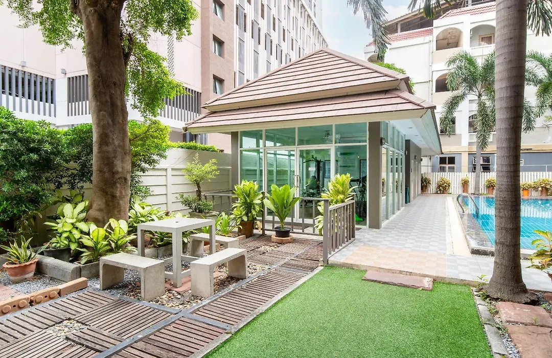 Diya Hotel Bangkok-1