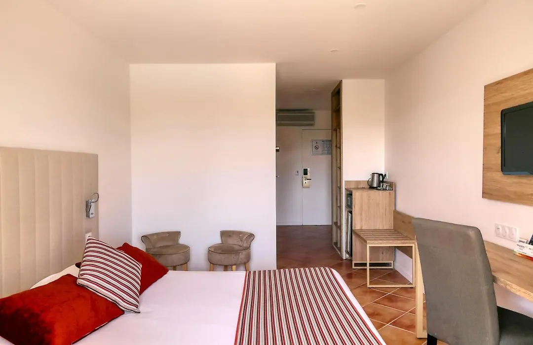 Logis Hotel Le Rodin-1