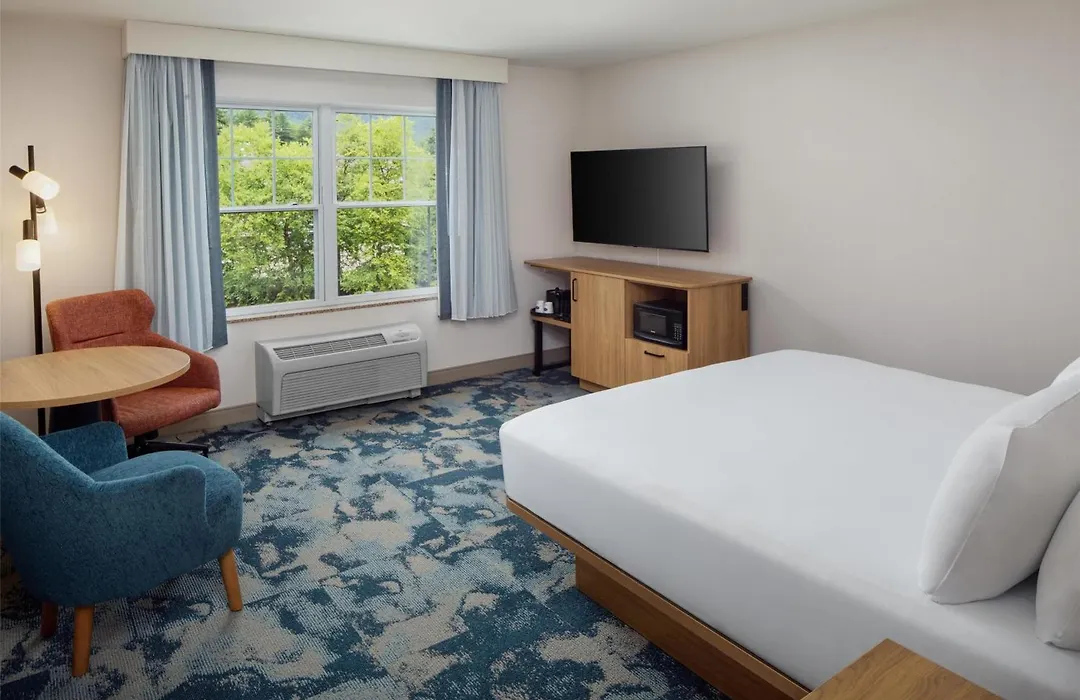Hampton Inn & Suites North Conway-1