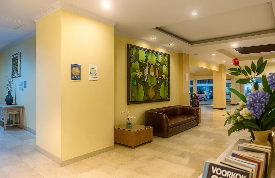 Puri Saron Denpasar Hotel-1