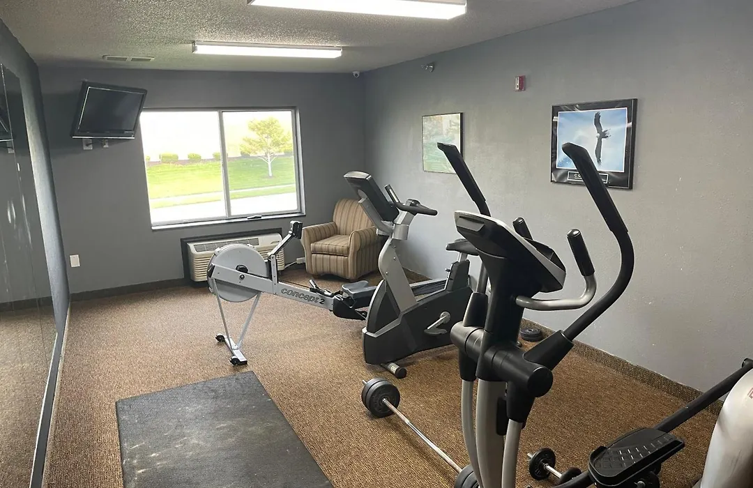 New Victorian Inn & Suites Lincoln-1