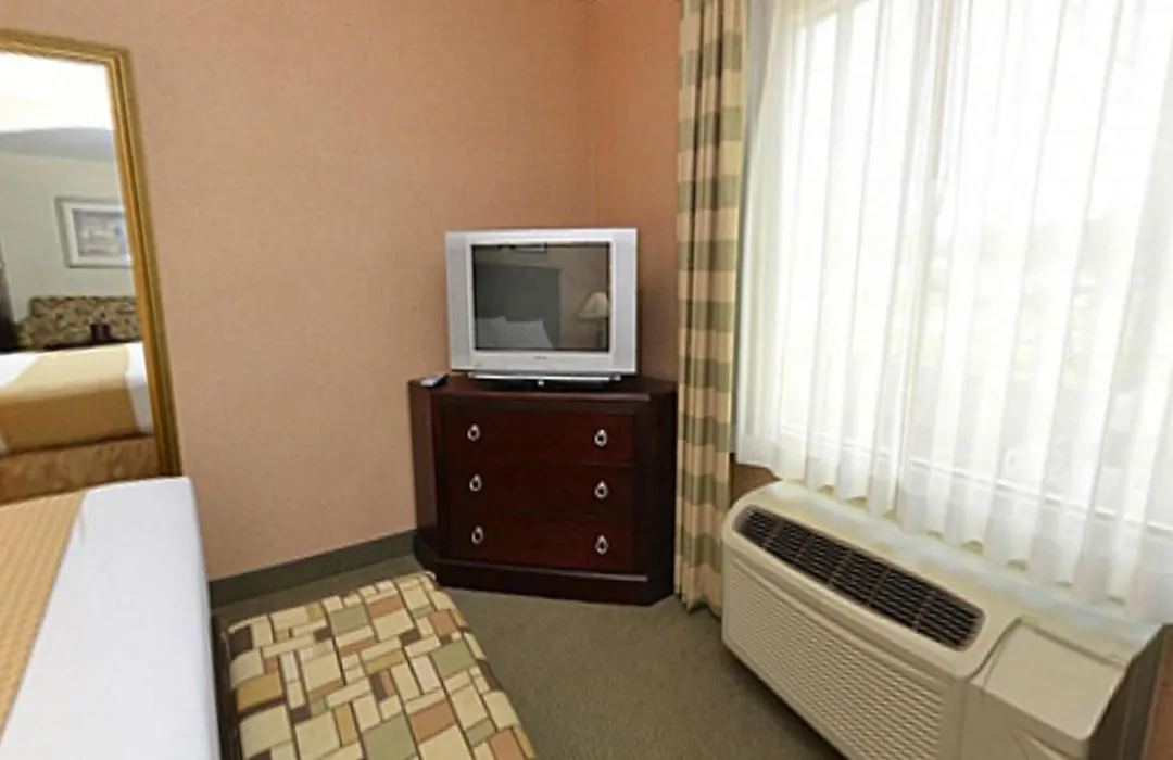 Spark By Hilton Rahway-1