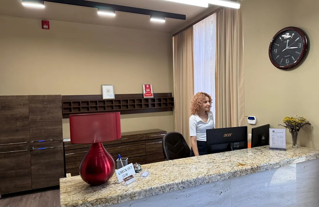 Yerevan Deluxe Hotel-1