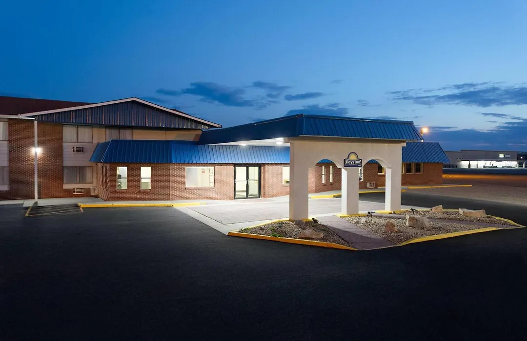 Days Inn By Wyndham Rawlins-1