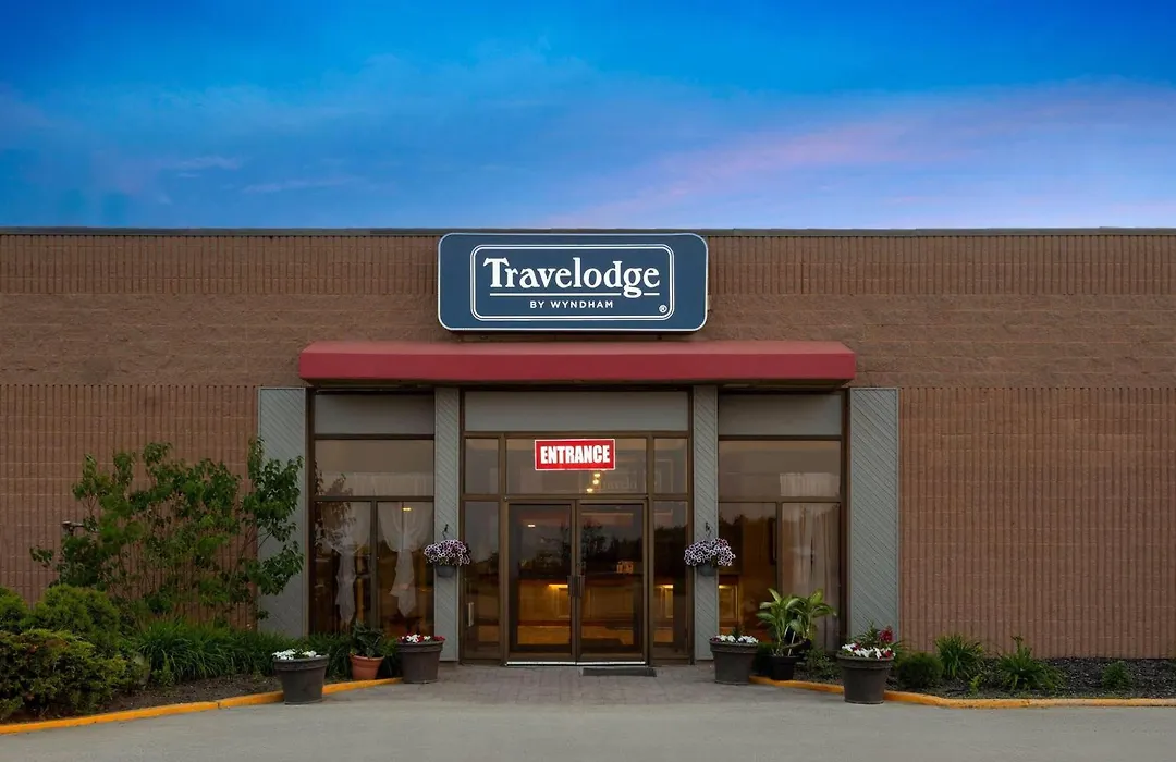 Travelodge By Wyndham Lindsay-1