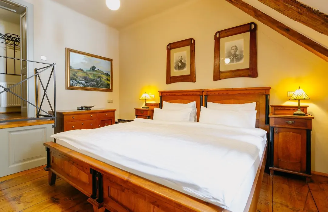 Hotel Krcinuv Dum-1