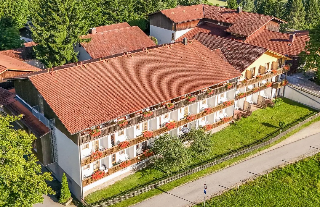 Landhotel Tannenhof-1