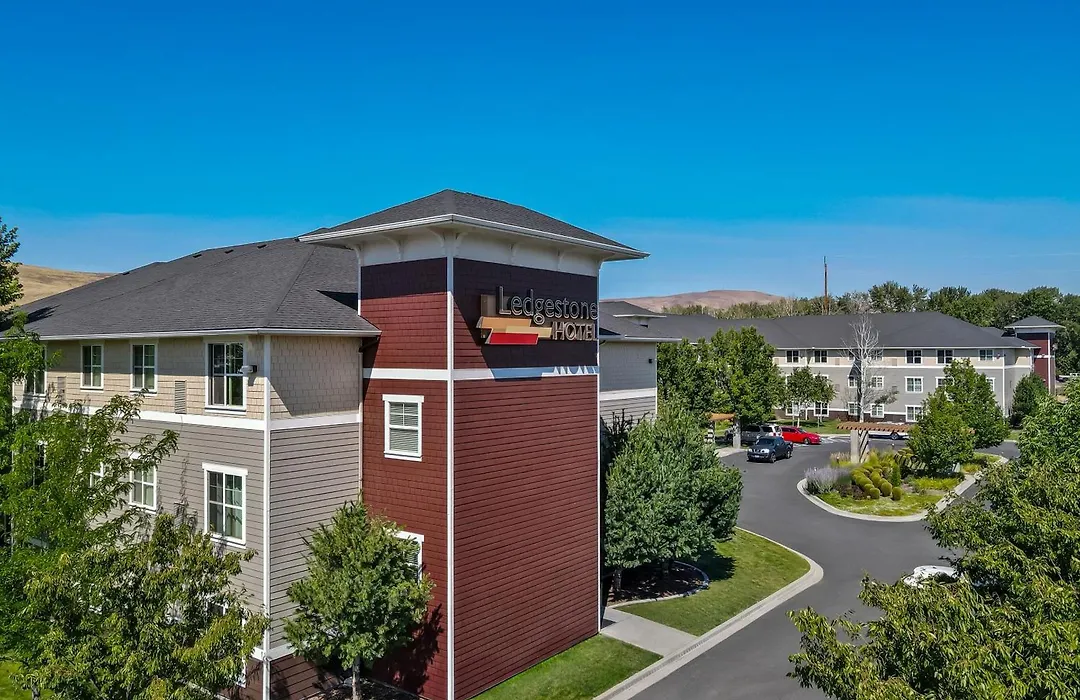 Ledgestone Suites Hotel Yakima-1