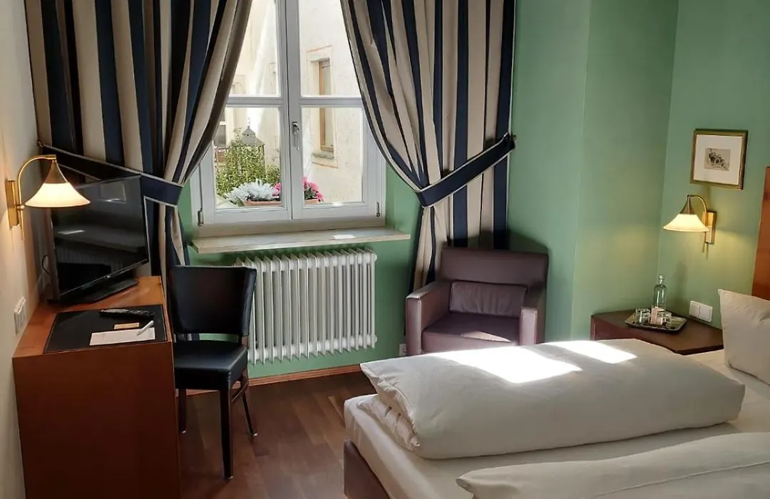 Hotel Kaiserhof Am Dom-1
