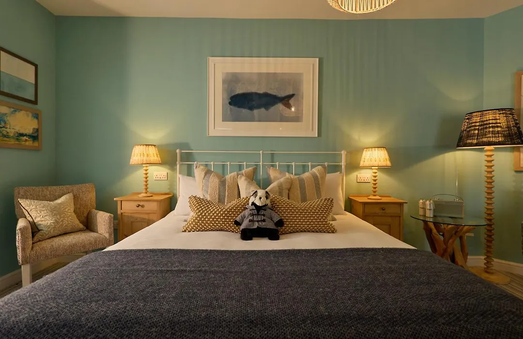 Dolphin Hotel-1