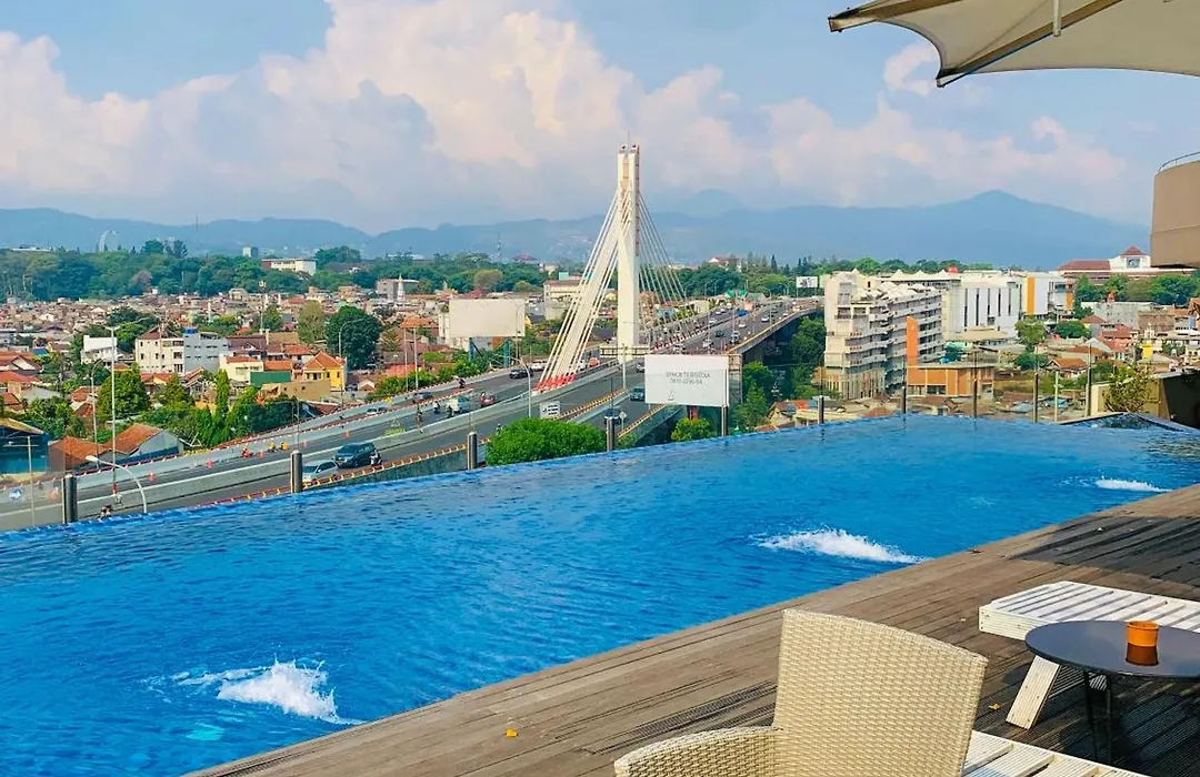 Grandia Hotel-1